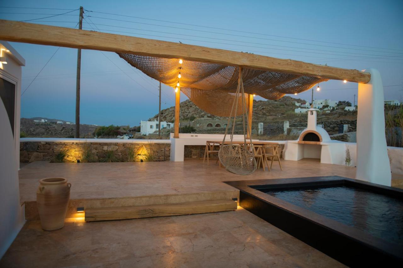 Little Villa amid Super Paradise-JackieO' Mykonos Exterior foto